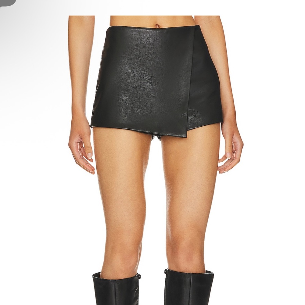 Black Mini Skort Faux Leather Sonya Superdown Size S